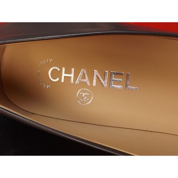 NIB CHANEL G31655 GRAY DISTRESSED LEATHER CC LOGO CAP TOE SILVER HEEL PUMPS 38 - Picture 8 of 12